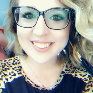 Meet your Posher, Casey